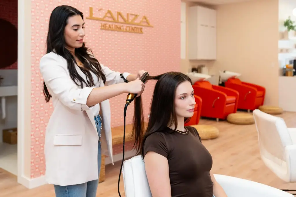 Hott Blowdry Beauty Lounge Lifestyle 22 1